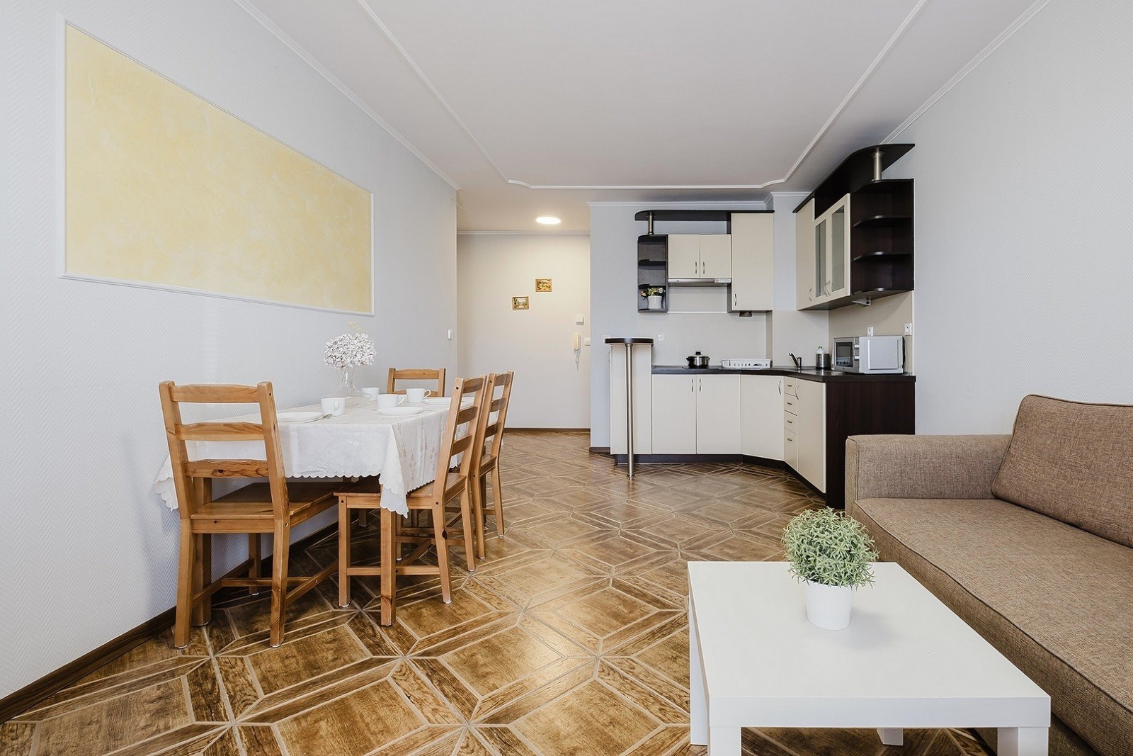 Apartament Eryk 5 — wnętrze noclegu
