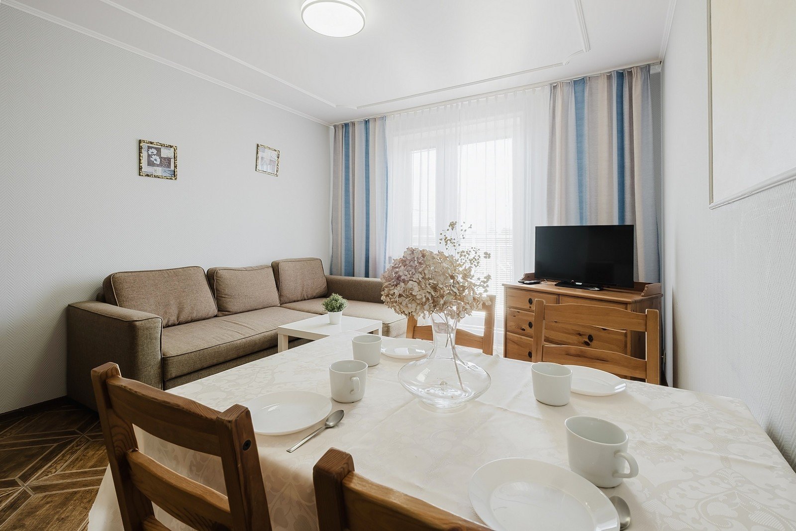 Apartament Eryk 9 — wnętrze noclegu