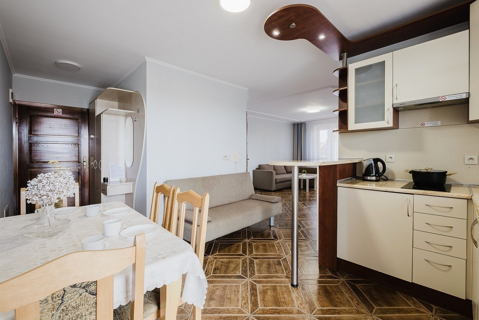 Apartament Eryk 8 — wnętrze noclegu