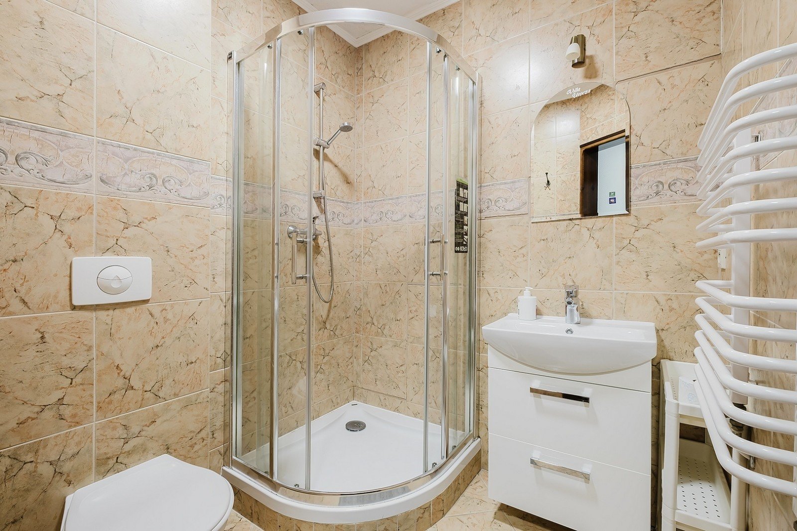 Apartament Eryk 3 — wnętrze noclegu