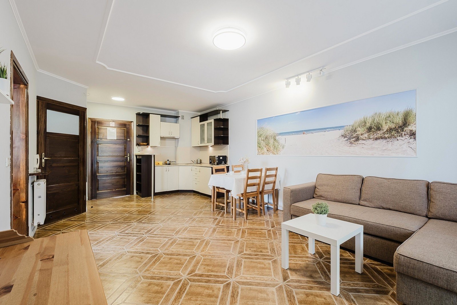 Apartament Eryk 4 — wnętrze noclegu