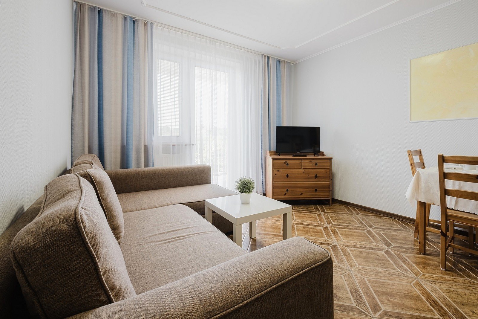 Apartament Eryk 5 — wnętrze noclegu
