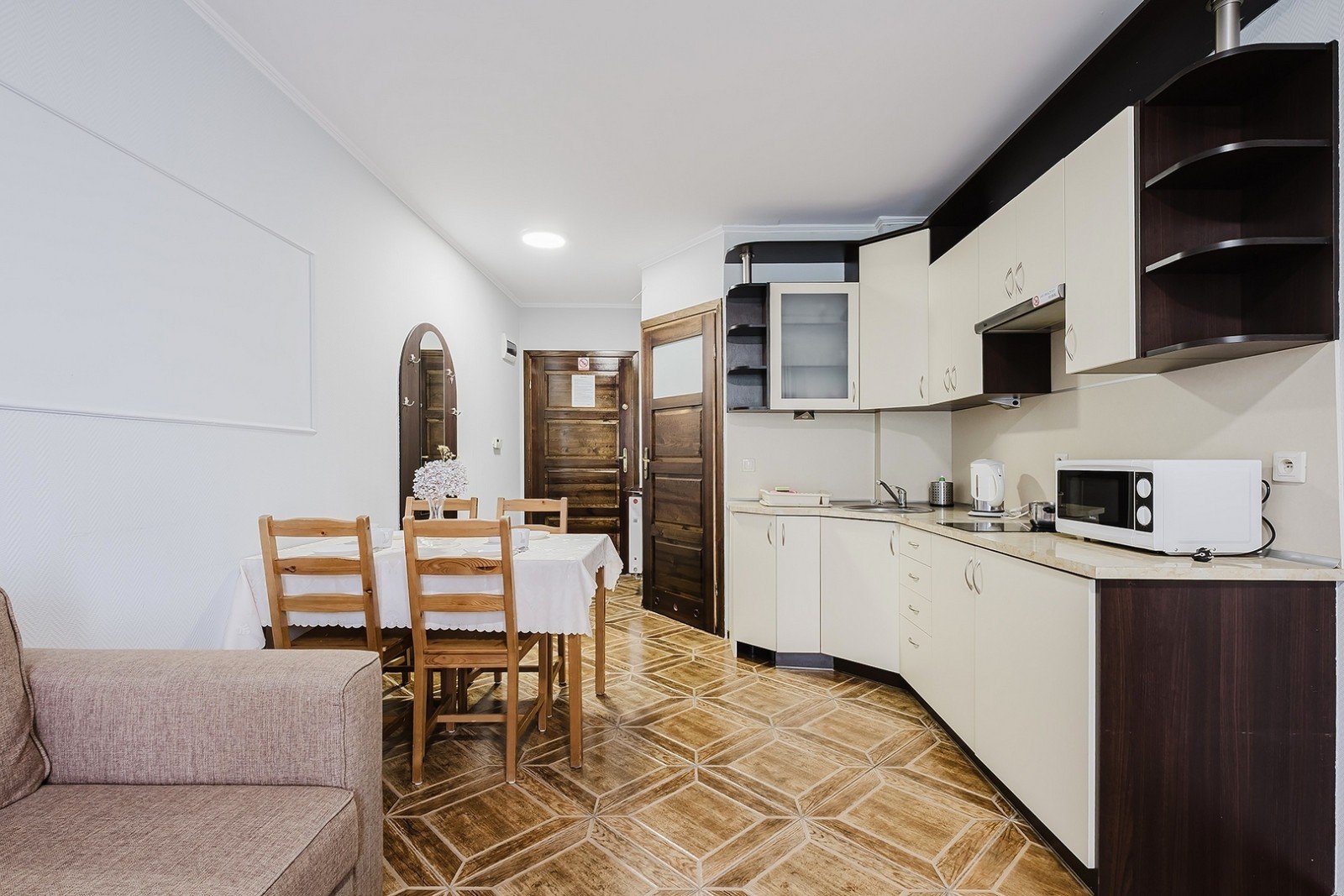 Apartament Eryk 3 — wnętrze noclegu