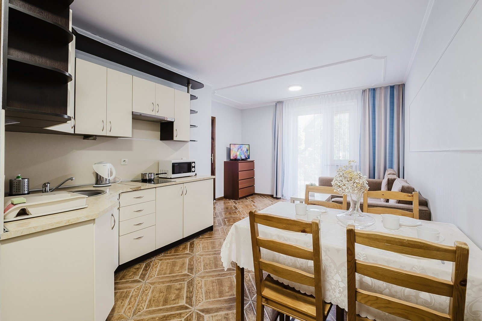 Apartament Eryk 3 — wnętrze noclegu