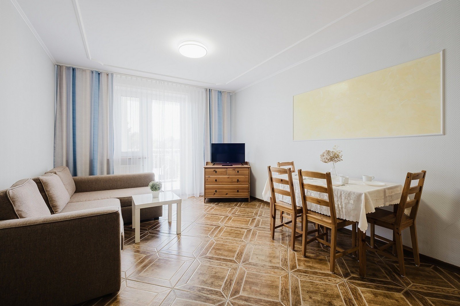 Apartament Eryk 5 — wnętrze noclegu