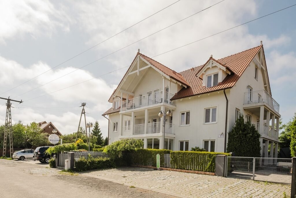 Rodzinne Apartamenty, ul. Urocza 10